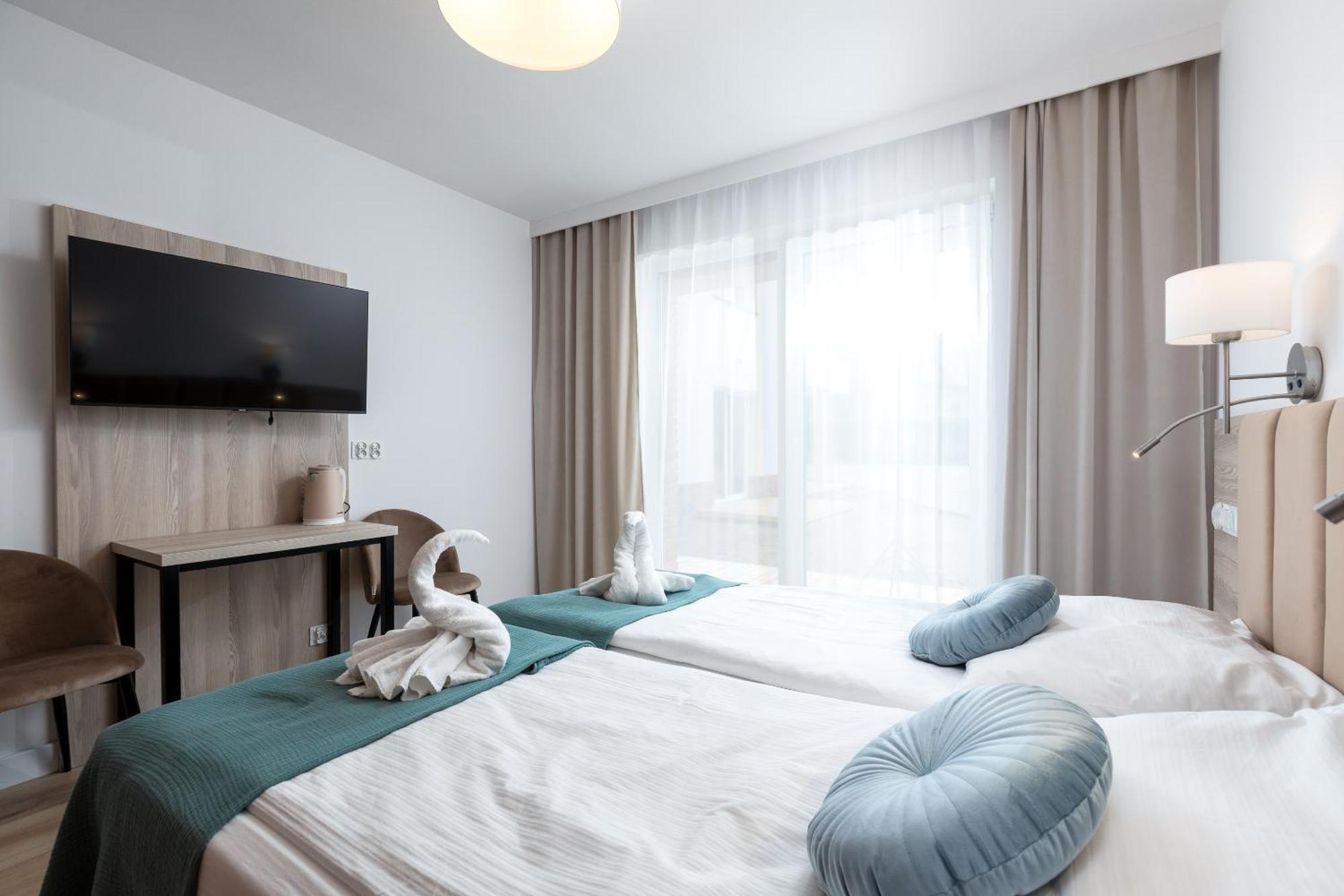 Apartamenty Przy Plazy Z Basenem Z Podgrzewana Woda I Mini Spa - Osrodek Kolonijno-Wczasowy Mewa Niechorze Exterior foto