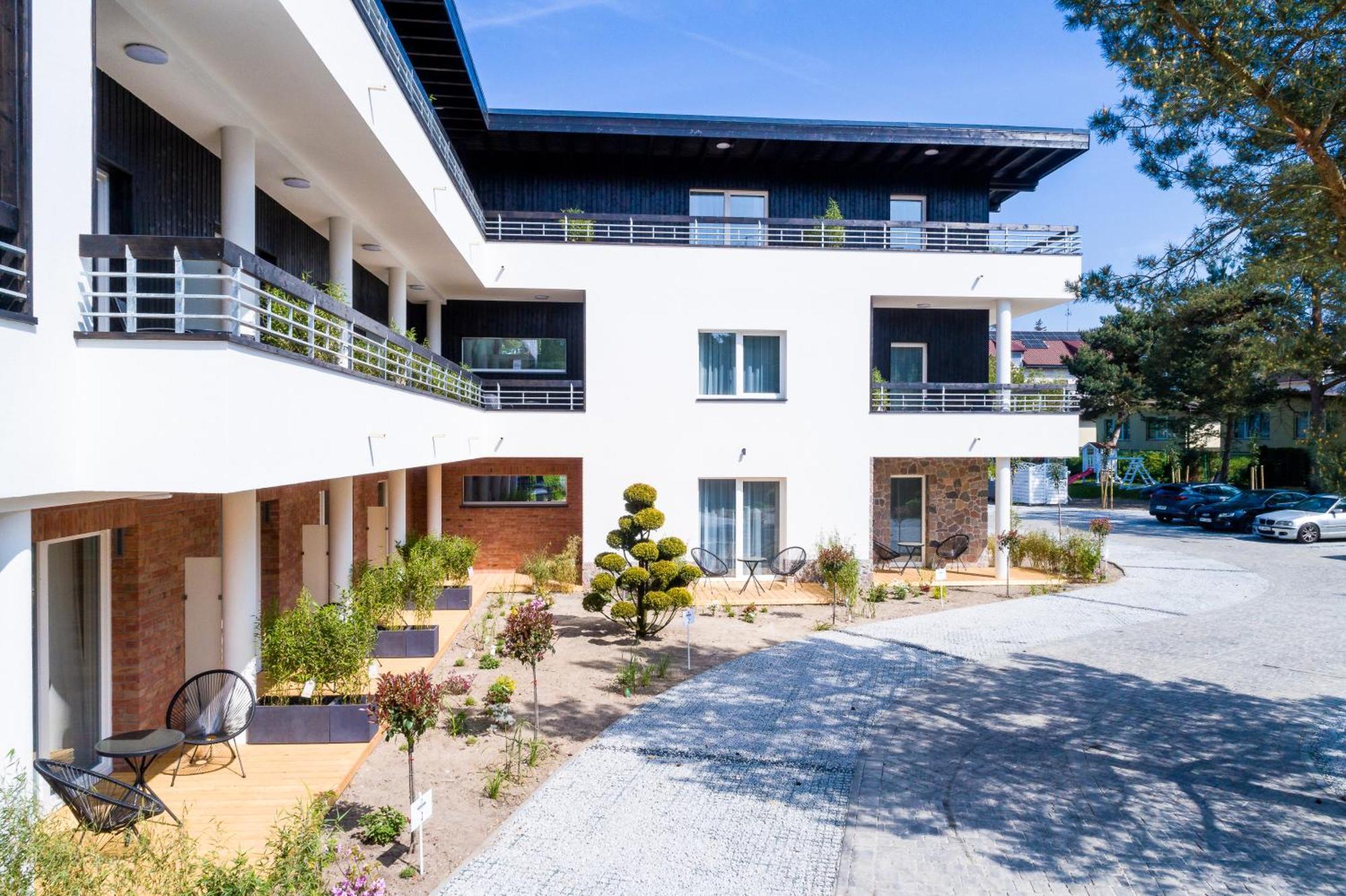 Apartamenty Przy Plazy Z Basenem Z Podgrzewana Woda I Mini Spa - Osrodek Kolonijno-Wczasowy Mewa Niechorze Exterior foto