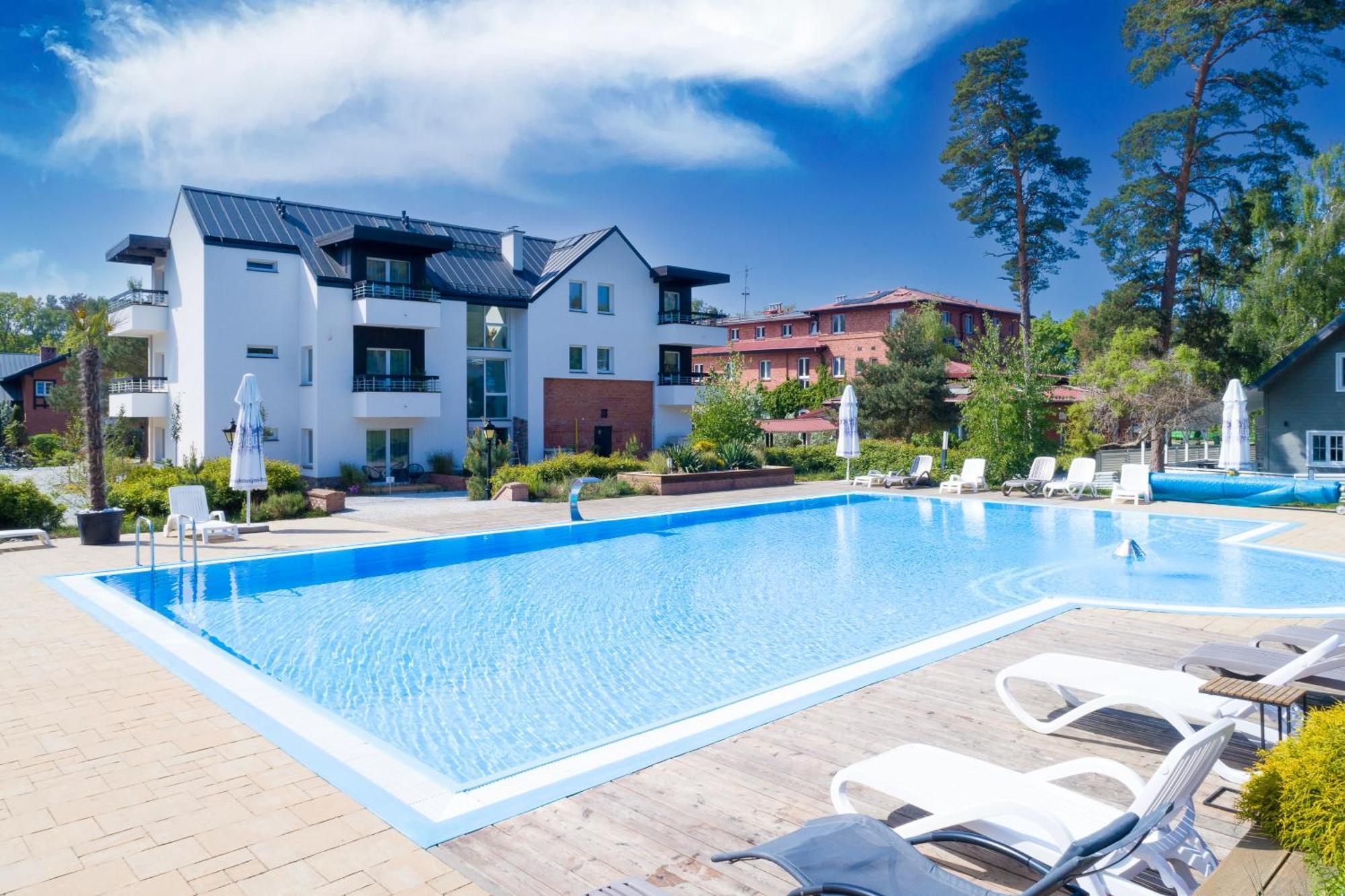 Apartamenty Przy Plazy Z Basenem Z Podgrzewana Woda I Mini Spa - Osrodek Kolonijno-Wczasowy Mewa Niechorze Exterior foto