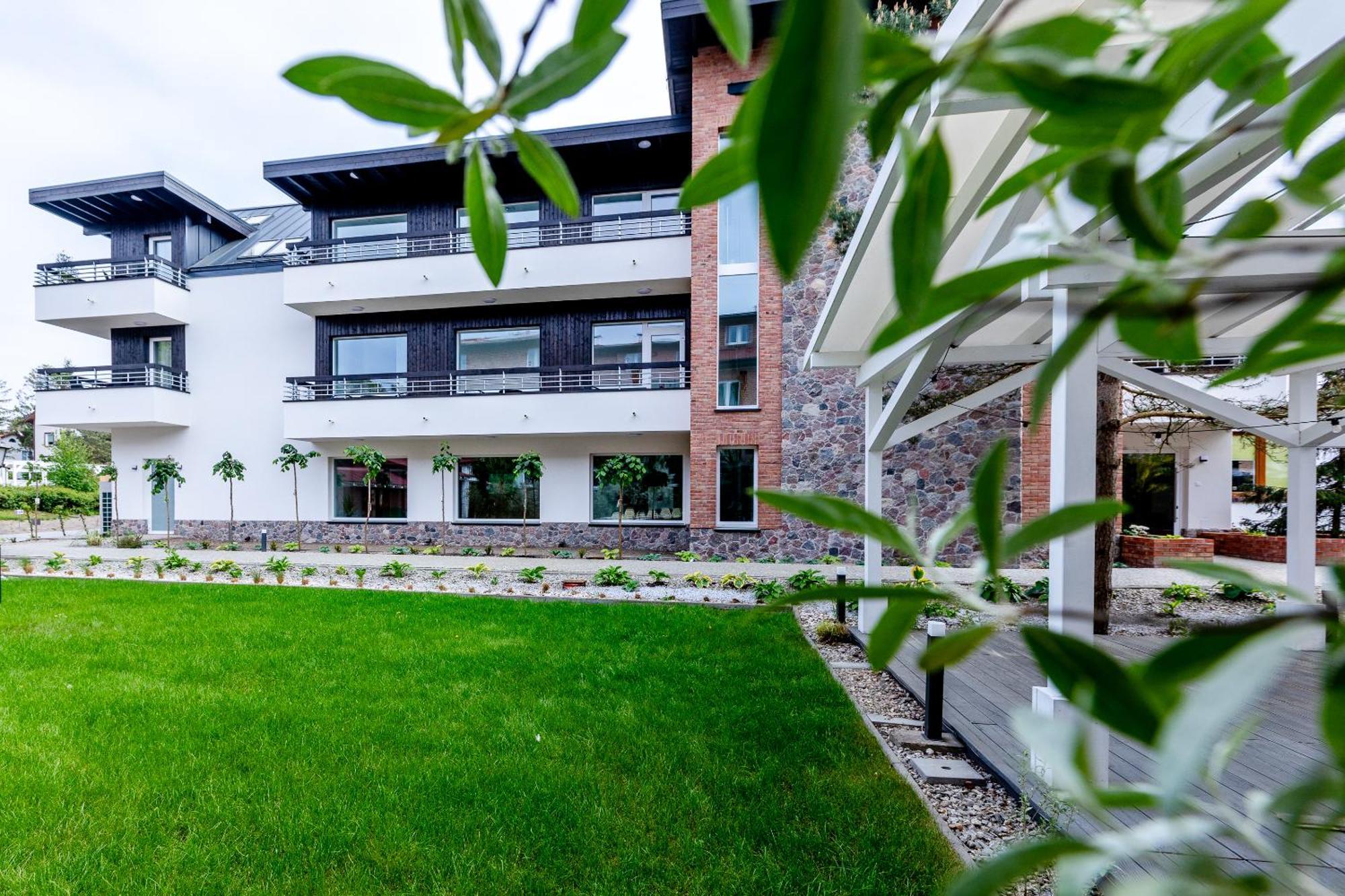 Apartamenty Przy Plazy Z Basenem Z Podgrzewana Woda I Mini Spa - Osrodek Kolonijno-Wczasowy Mewa Niechorze Exterior foto