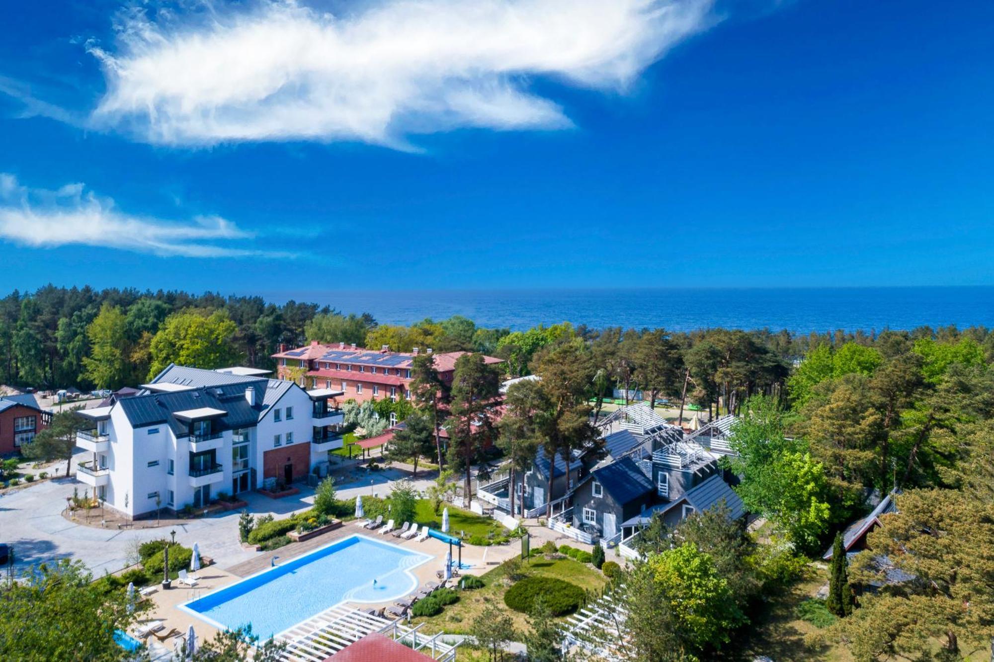 Apartamenty Przy Plazy Z Basenem Z Podgrzewana Woda I Mini Spa - Osrodek Kolonijno-Wczasowy Mewa Niechorze Exterior foto
