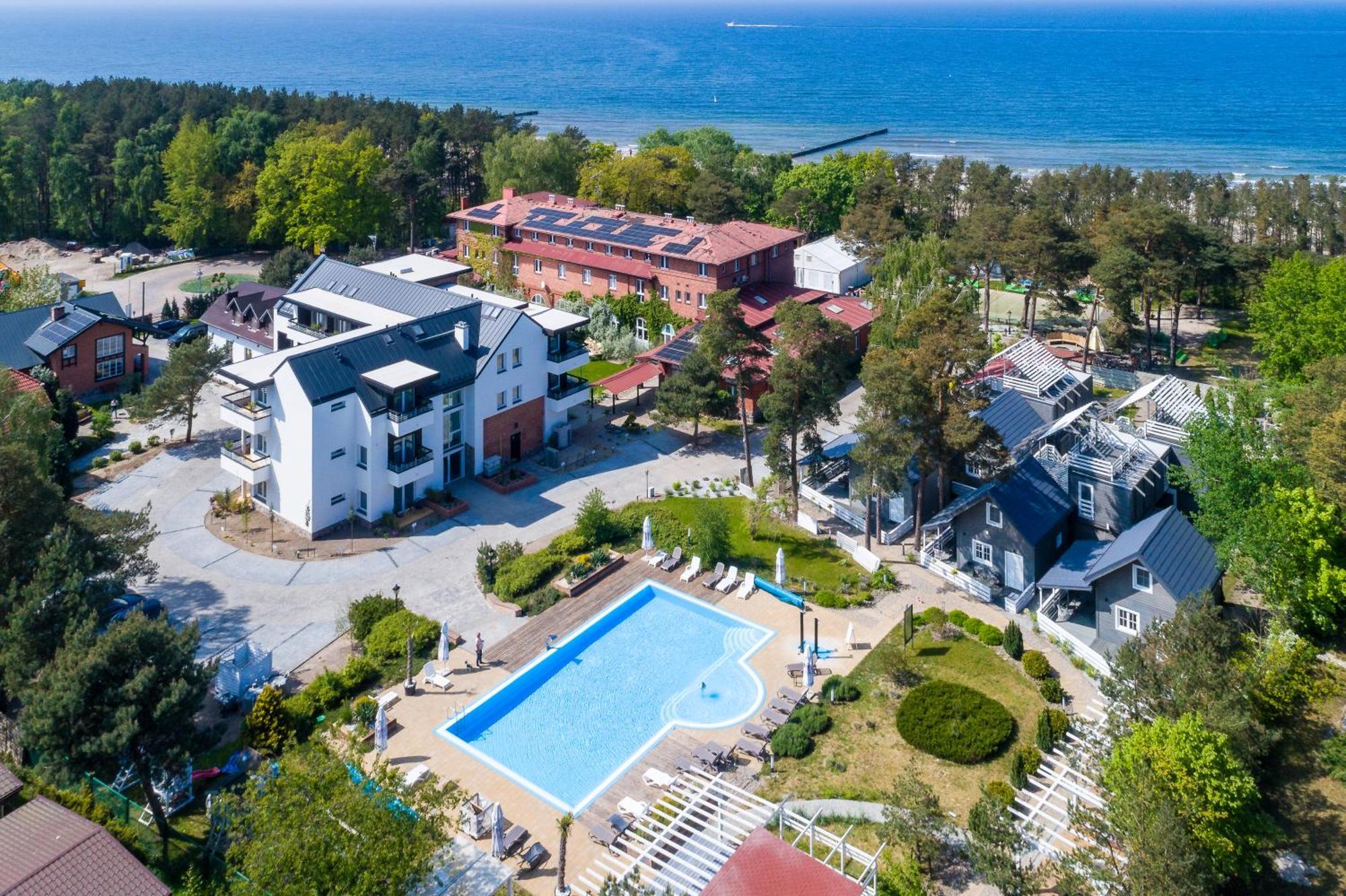 Apartamenty Przy Plazy Z Basenem Z Podgrzewana Woda I Mini Spa - Osrodek Kolonijno-Wczasowy Mewa Niechorze Exterior foto