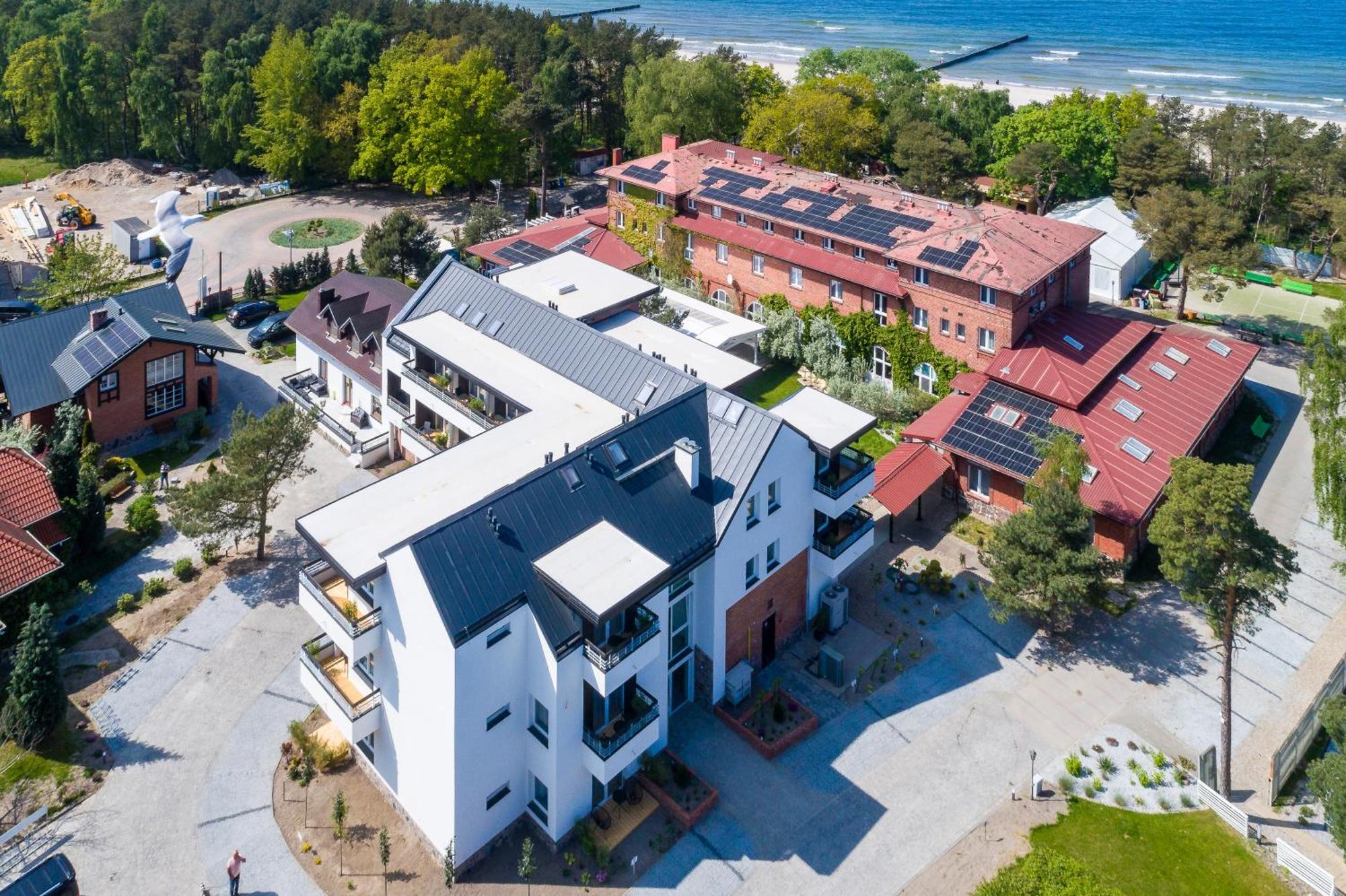 Apartamenty Przy Plazy Z Basenem Z Podgrzewana Woda I Mini Spa - Osrodek Kolonijno-Wczasowy Mewa Niechorze Exterior foto