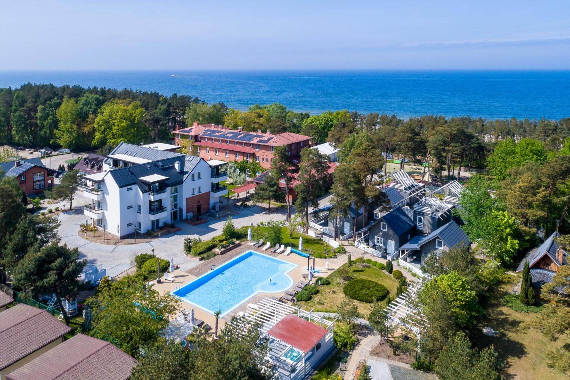Apartamenty Przy Plazy Z Basenem Z Podgrzewana Woda I Mini Spa - Osrodek Kolonijno-Wczasowy Mewa Niechorze Exterior foto