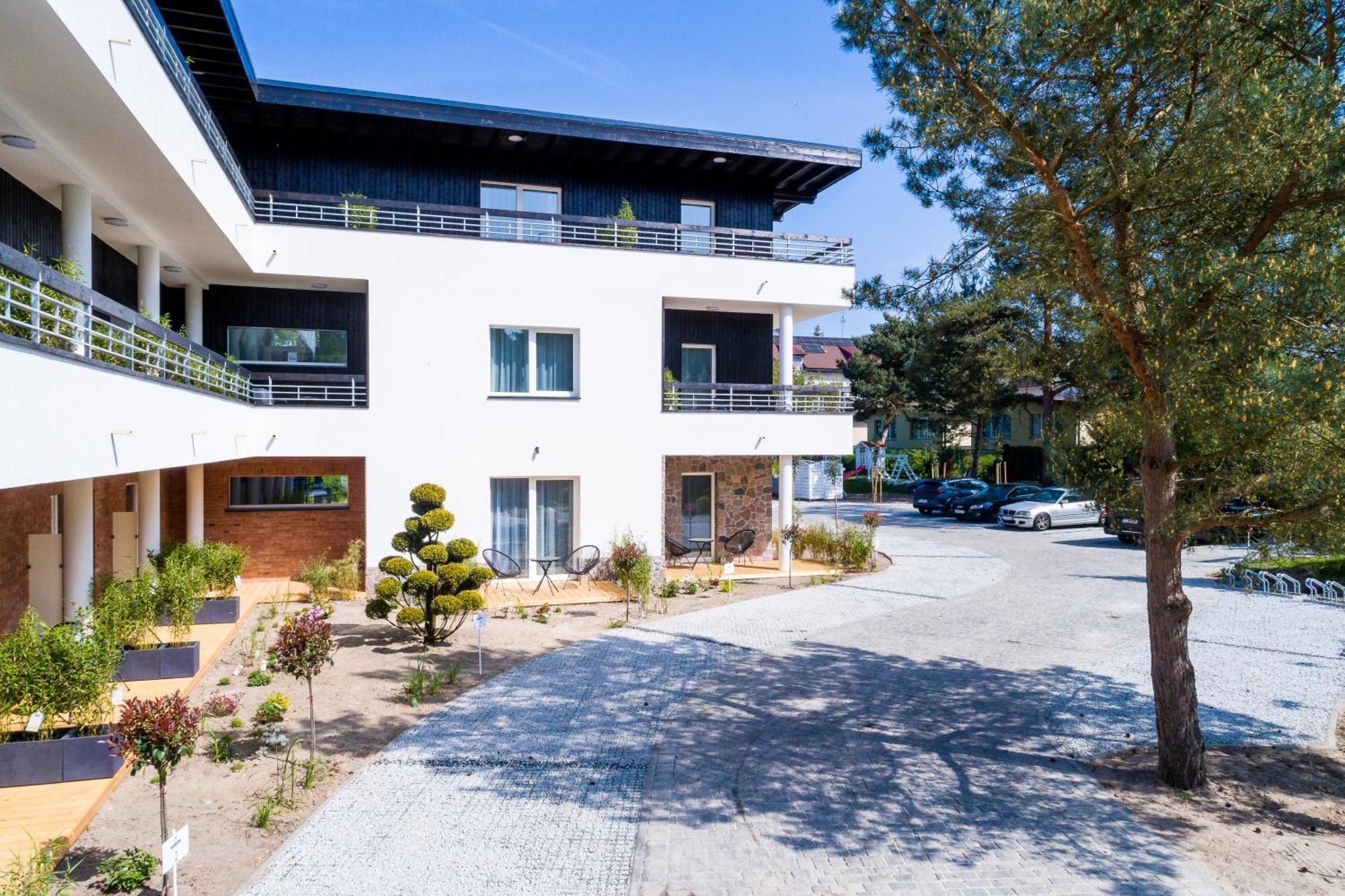Apartamenty Przy Plazy Z Basenem Z Podgrzewana Woda I Mini Spa - Osrodek Kolonijno-Wczasowy Mewa Niechorze Exterior foto
