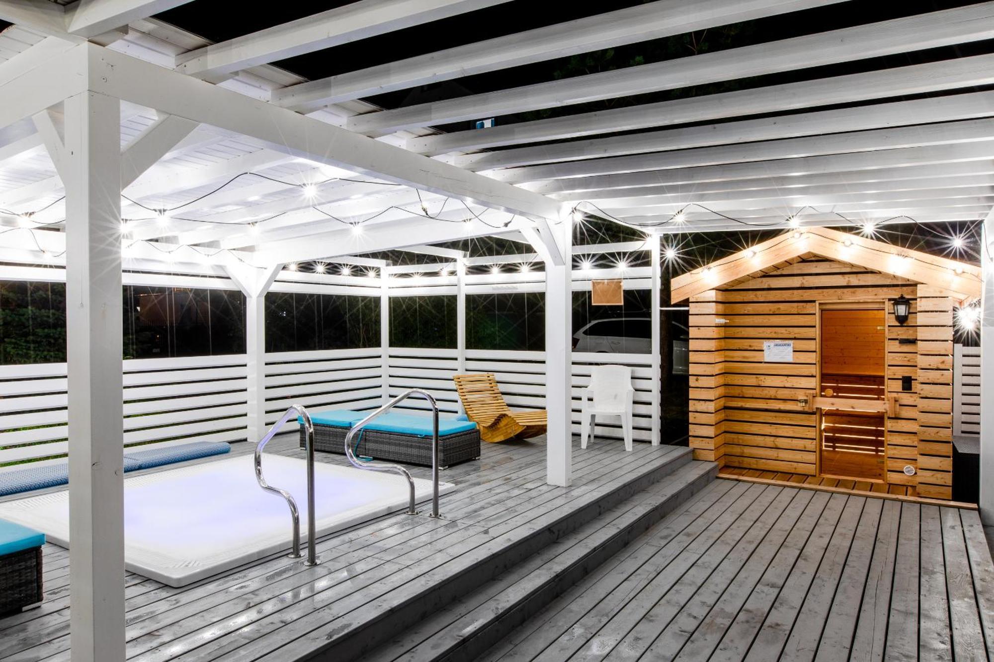 Apartamenty Przy Plazy Z Basenem Z Podgrzewana Woda I Mini Spa - Osrodek Kolonijno-Wczasowy Mewa Niechorze Exterior foto