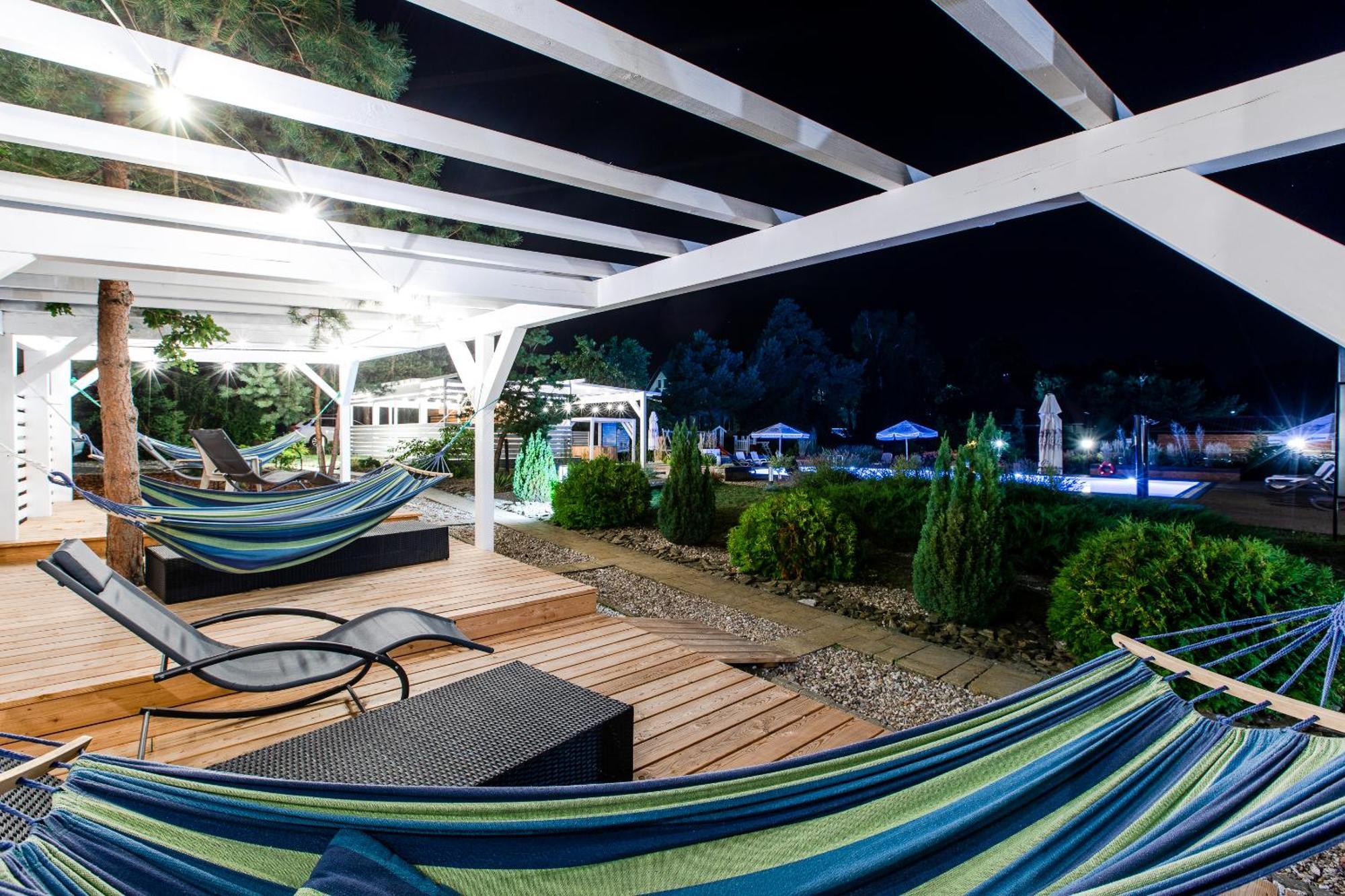 Apartamenty Przy Plazy Z Basenem Z Podgrzewana Woda I Mini Spa - Osrodek Kolonijno-Wczasowy Mewa Niechorze Exterior foto